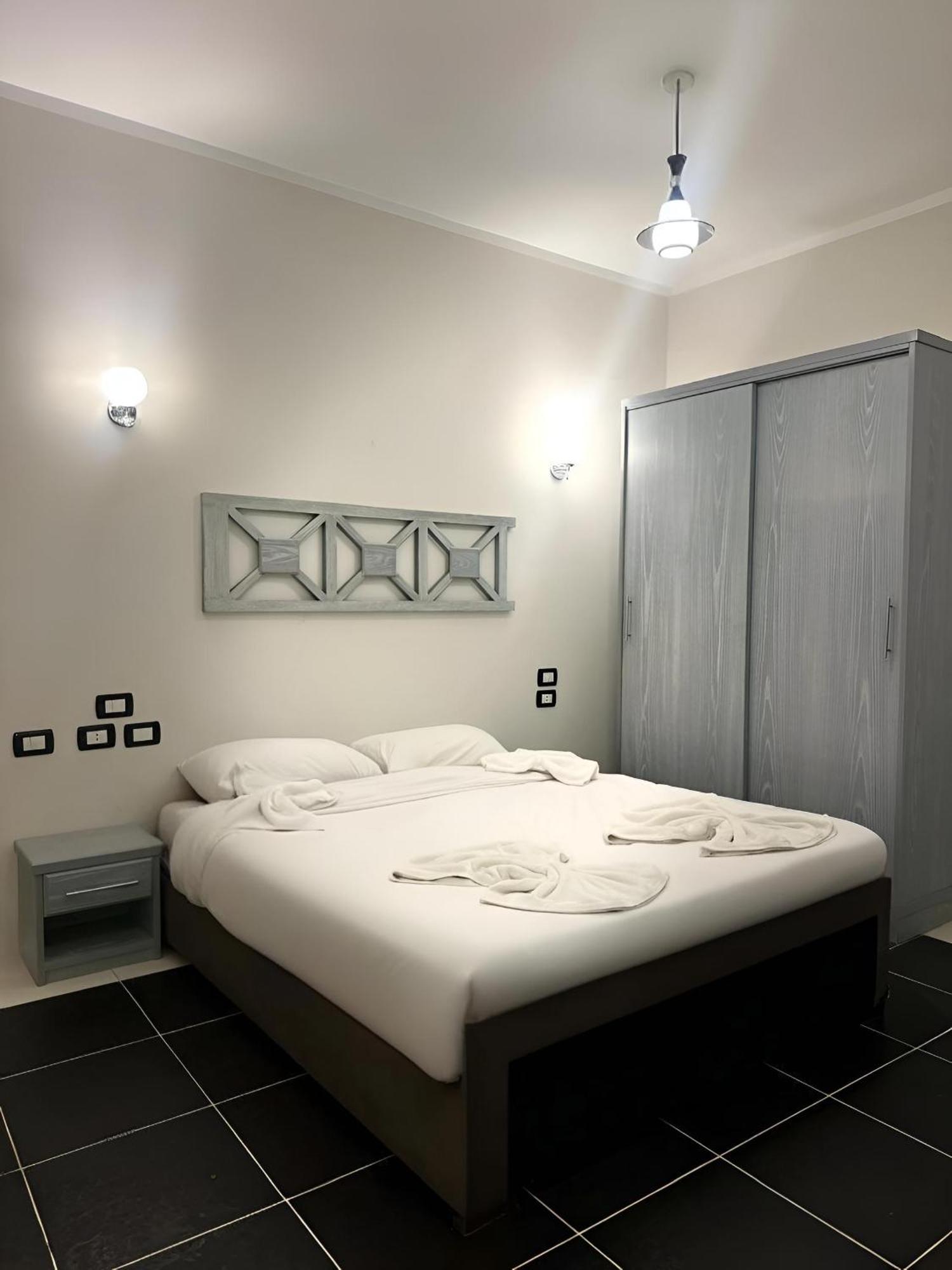 Royal Serviced Resort