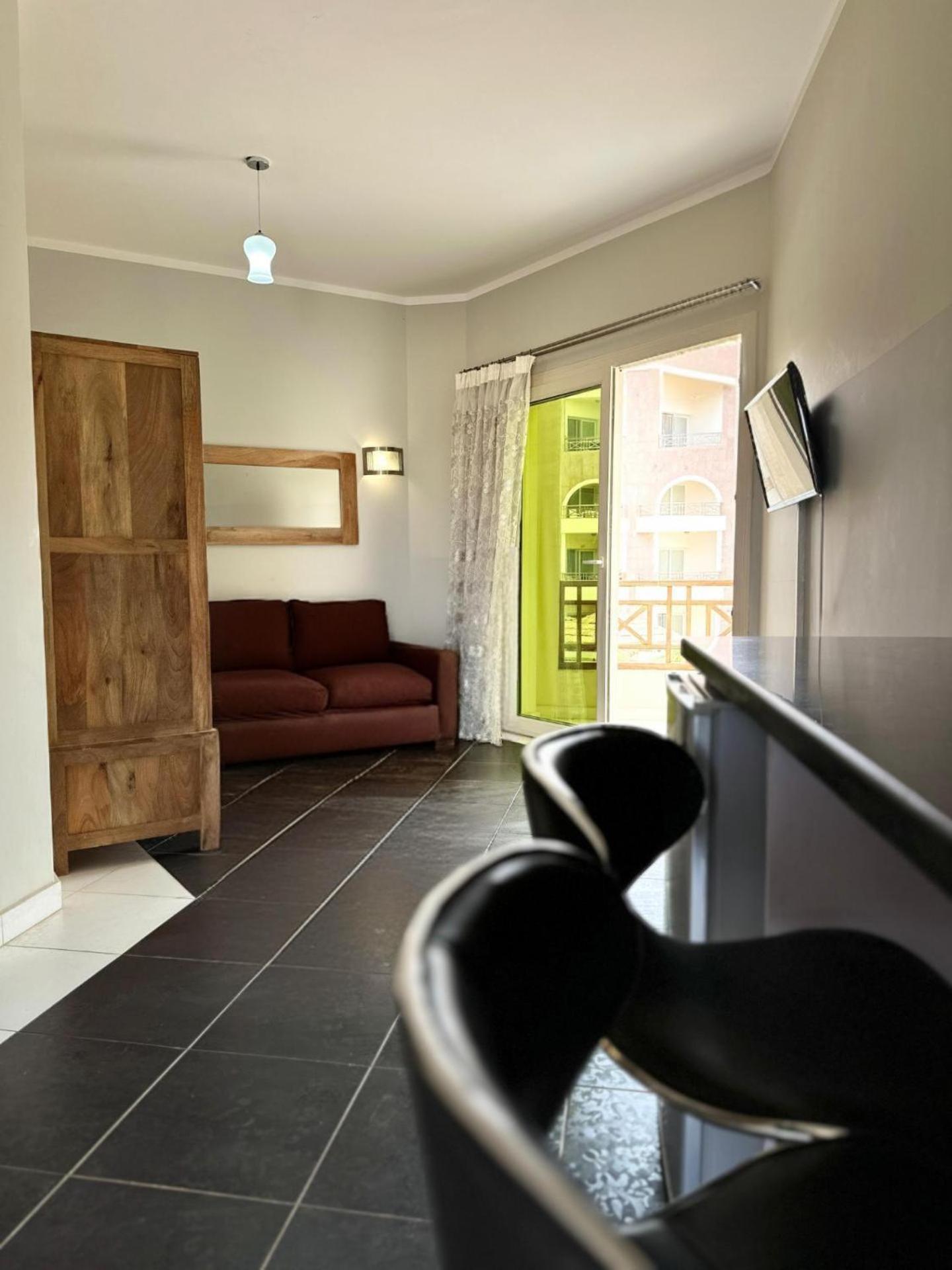 Royal Serviced 4*